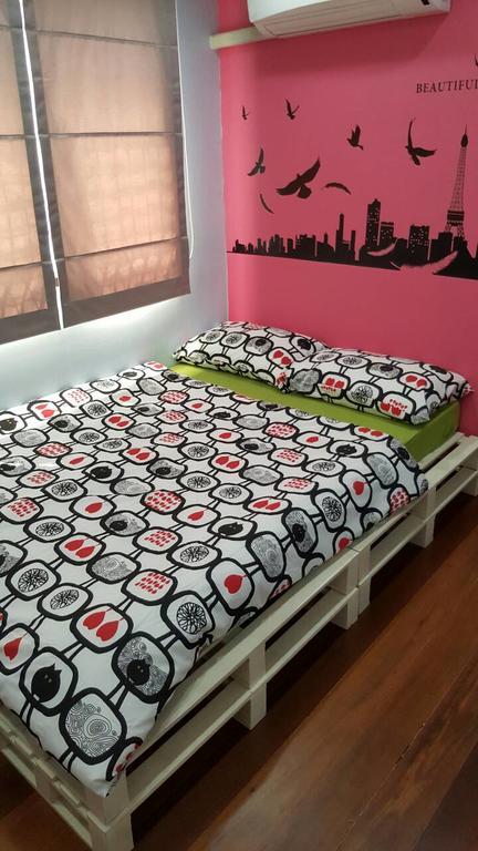 Eat-Ting Hostel Bang Sao Thong Exterior photo