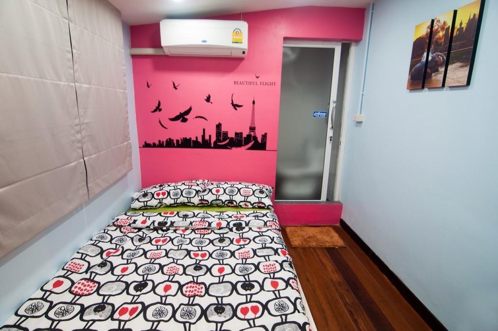Eat-Ting Hostel Bang Sao Thong Exterior photo